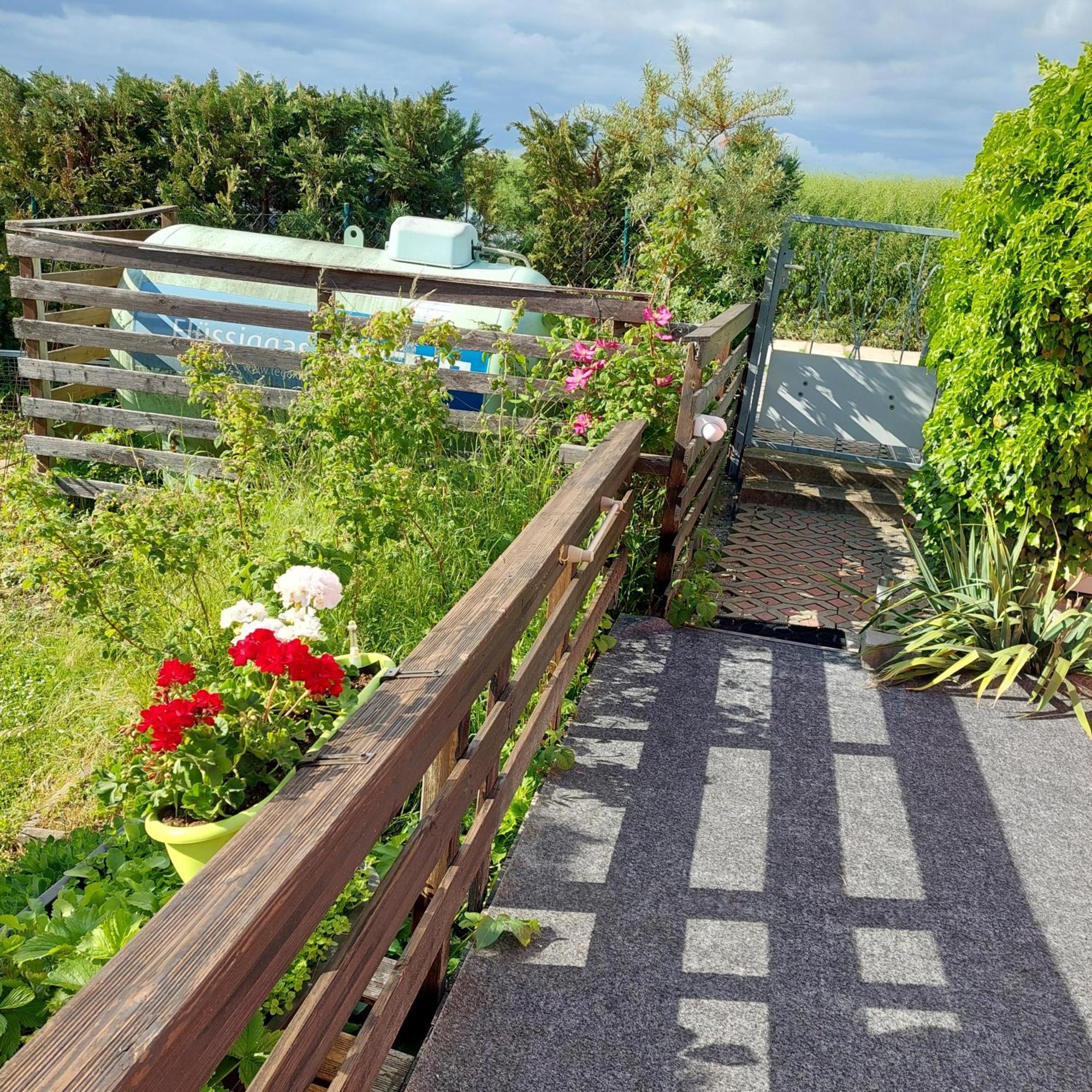 Gaestezimmer Weimar  Exteriör bild